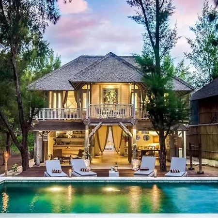 Coral Flora Villa Beach Front Gili Trawangan Exterior photo