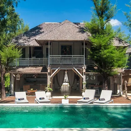 Coral Flora Villa Beach Front Gili Trawangan Exterior photo