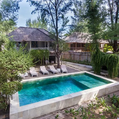 Coral Flora Villa Beach Front Gili Trawangan Exterior photo