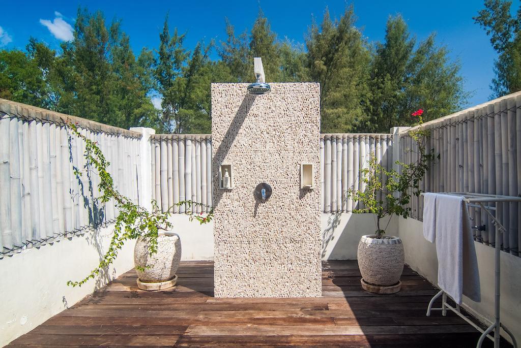Coral Flora Front Villa